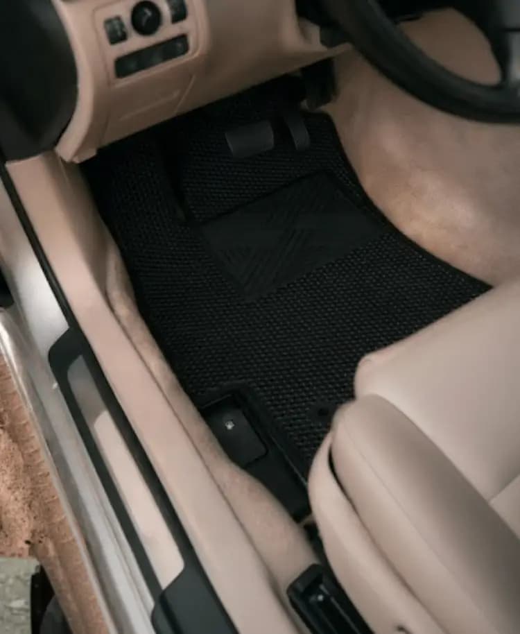 Гумени стелки